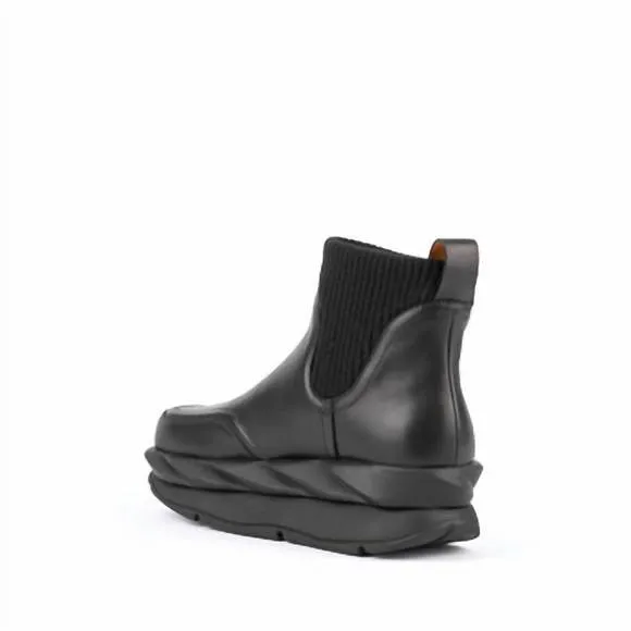 NEW 4CCCCEES women's mellow flow chelsea boot in black