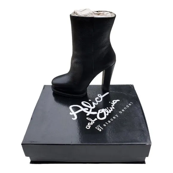 NEW ALICE   OLIVIA Black Leather Holden Platform Bootie Shearling Women's Sz 10