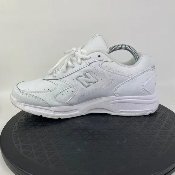 New Balance 575 White Leather Walking Comfort Shoes MW575WT Men's Size 7.5 D