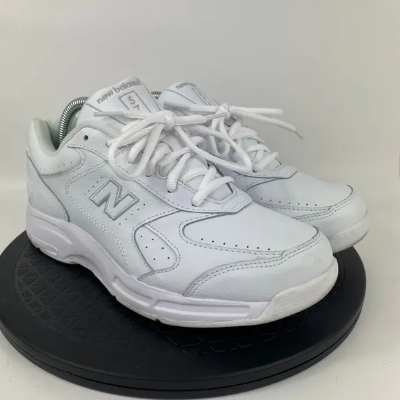 New Balance 575 White Leather Walking Comfort Shoes MW575WT Men's Size 7.5 D
