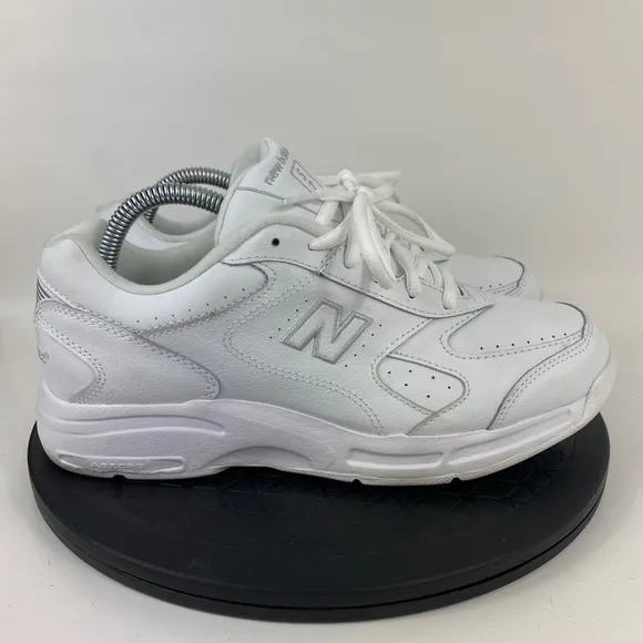 New Balance 575 White Leather Walking Comfort Shoes MW575WT Men's Size 7.5 D