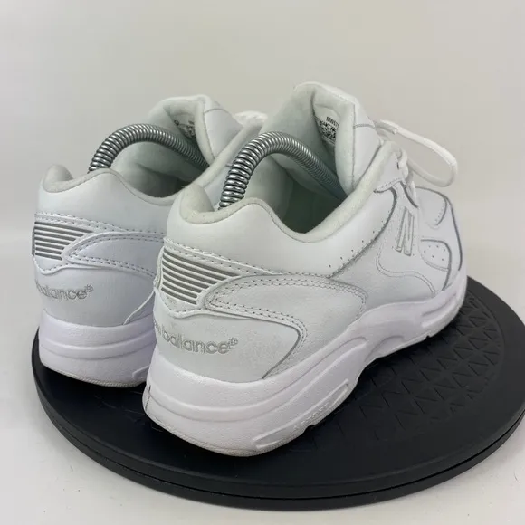 New Balance 575 White Leather Walking Comfort Shoes MW575WT Men's Size 7.5 D