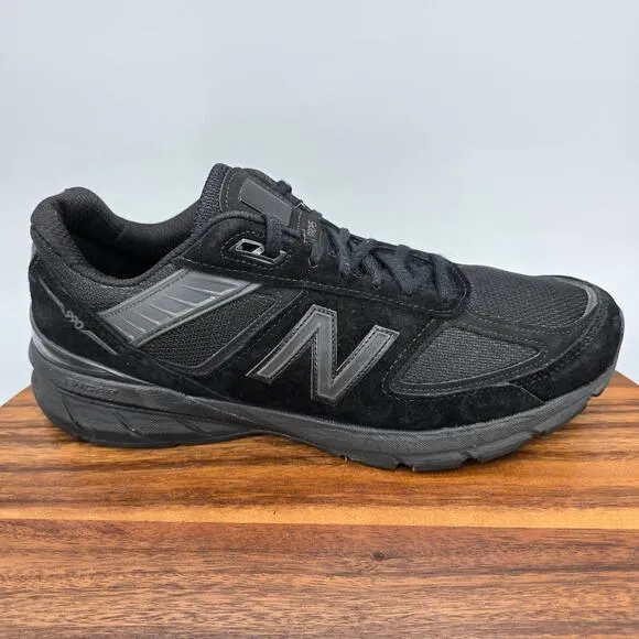 New Balance 990v5 Shoes Men's 11 D Triple Black Suede Leather Athletic Sneakers