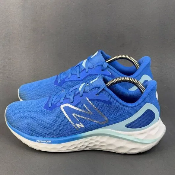 New balance Arishi v4 Athletic Sneaker shoes womens size 8