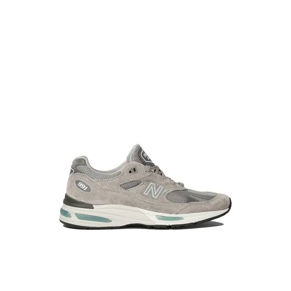 New Balance Sneakers &amp; Slip-on Size US 7.5
