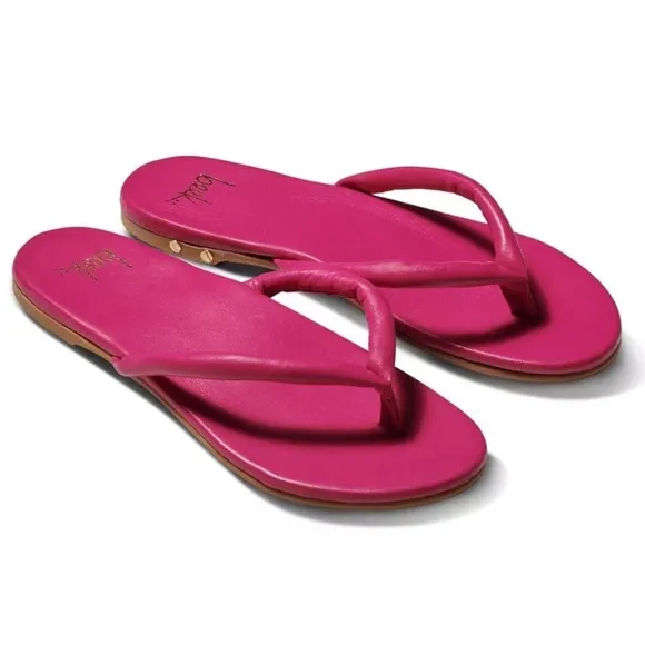NEW | Beek Sunbird Sandals | Fuschia