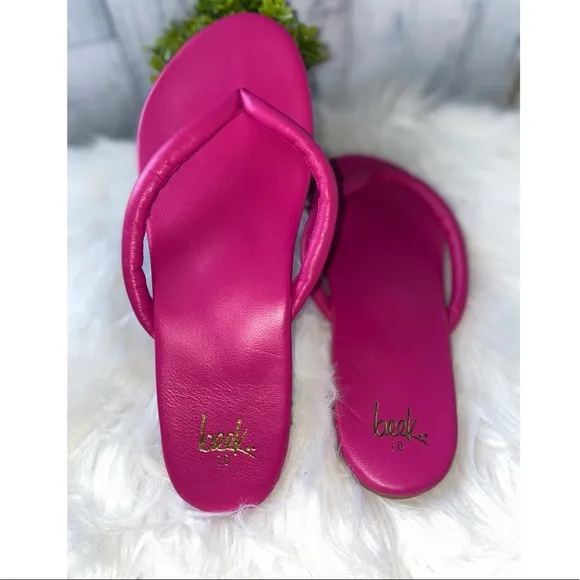 NEW | Beek Sunbird Sandals | Fuschia