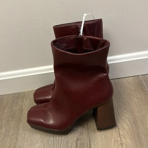 NEW! Coconuts By Matisse Footwear Duke Ankle Boot - Size 7