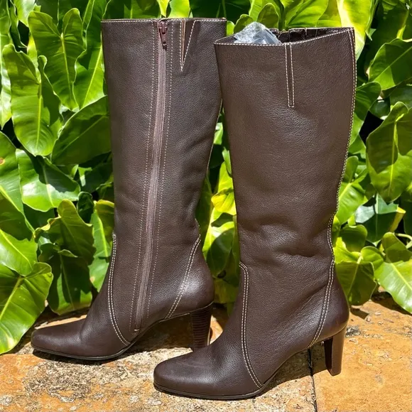NEW! Etienne Aigner Brown Leather Boots