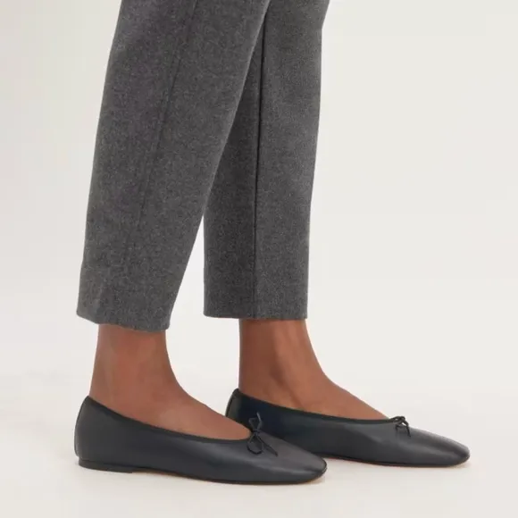 NEW Everlane Black Italian Leather The Day Tie Ballet Flat in Size 10