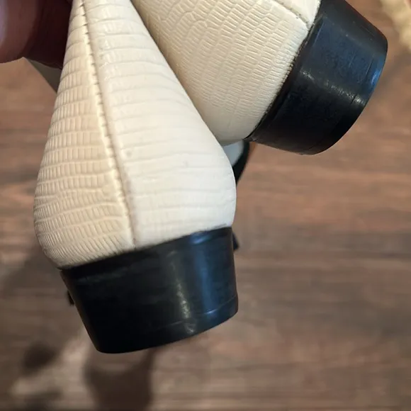 NEW Frame le Maddox ankle cream boots euro 38 or 7.5 reg $498