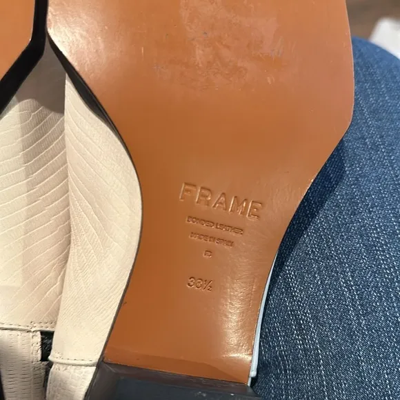 NEW Frame le Maddox ankle cream boots euro 38 or 7.5 reg $498