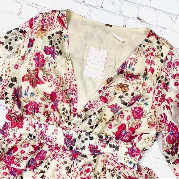 •NEW!🤩 |•FREE PEOPLE•| Cream Combo • Flirty, Floral Dress Spring Summer🌺