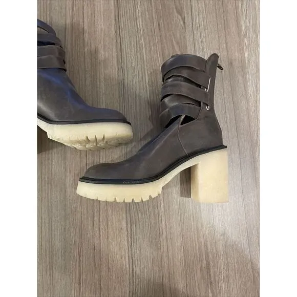 New Free People Jesse Cutout Boots‎ Size 36 MSRP: $198 Leather With Gum Sole