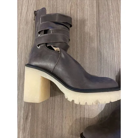 New Free People Jesse Cutout Boots‎ Size 36 MSRP: $198 Leather With Gum Sole
