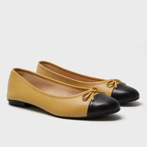 NEW French Sole Tuckernuck Camille Cap Toe Tan Black Leather Flats Size 8