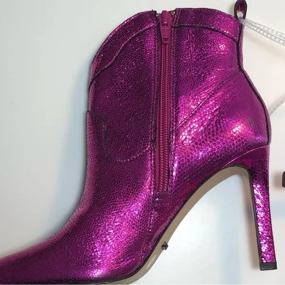 NEW Gianni Bini Ezlee Pink Snake Embossed Western Stiletto Heel Booties size 5