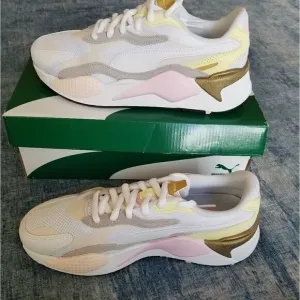 New in Box! Mens Puma RS - X Puzzle V2 Pearl White Yellow Athletic Shoes 8