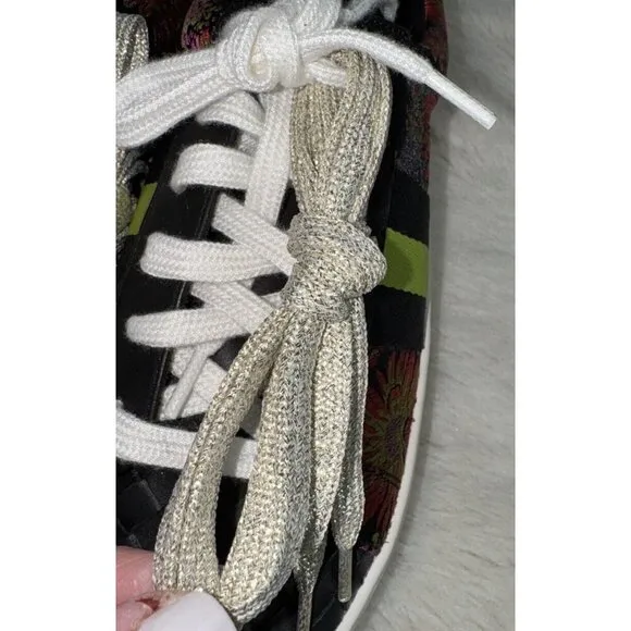 NEW JOHNNY WAS Women’s Downtown Jacquard Lace-Up Sneaker Shoes Size 10