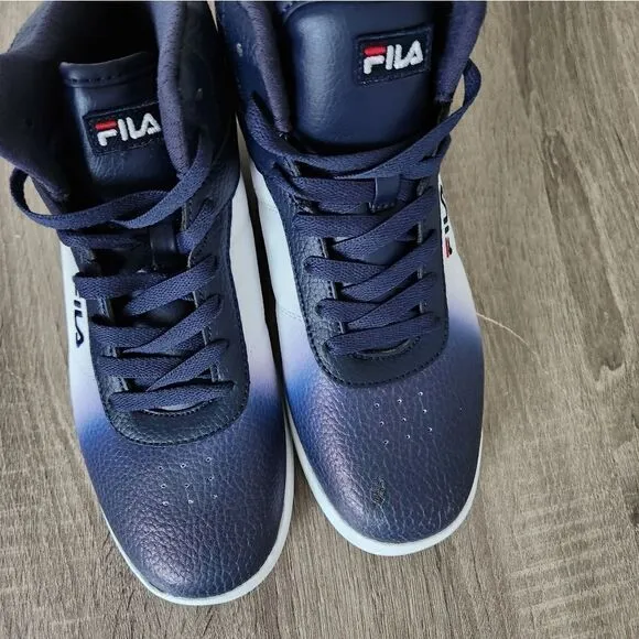 NEW MEN'S FILA ATHLETIC SHOES BLUE/WHITE COLOR SIZE 7