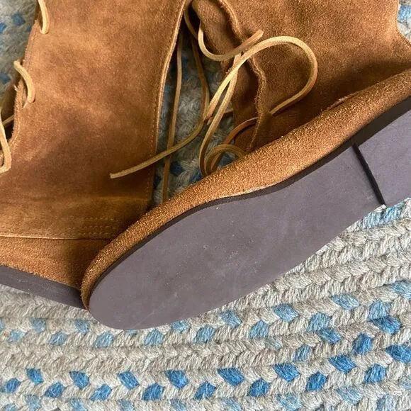 NEW Minnetonka suede moccasin fringe Indian knee high boots 7