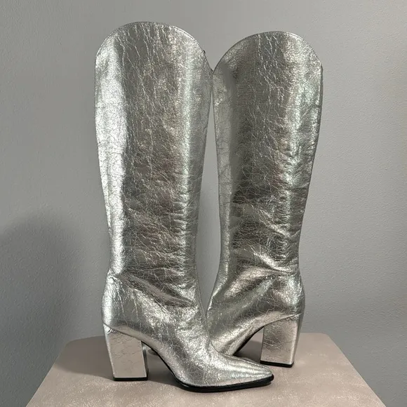 New Steve Madden Silver Croft Women's Knee-High Heeled Boots in Crushed Silver