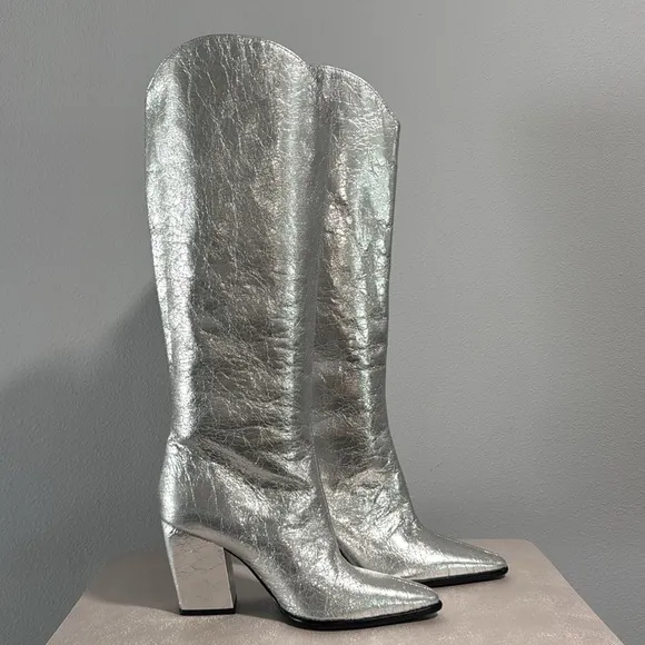 New Steve Madden Silver Croft Women's Knee-High Heeled Boots in Crushed Silver