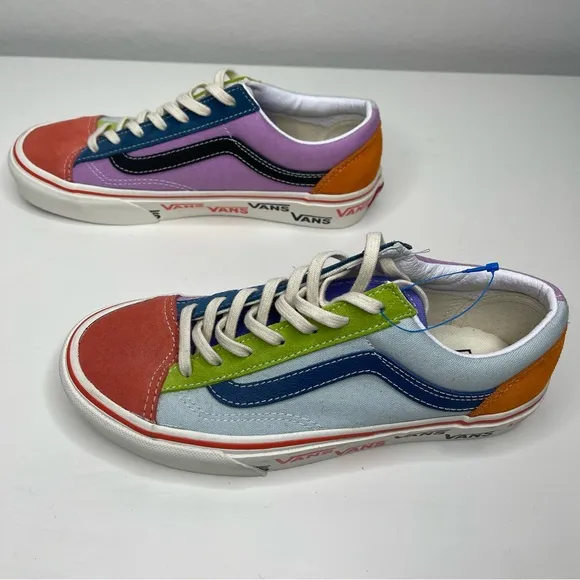 NEW VANS &quot;Hot Coral Multi&quot; Lace-Up Sneakers Size US Men's 4.5 / Women's 6.0