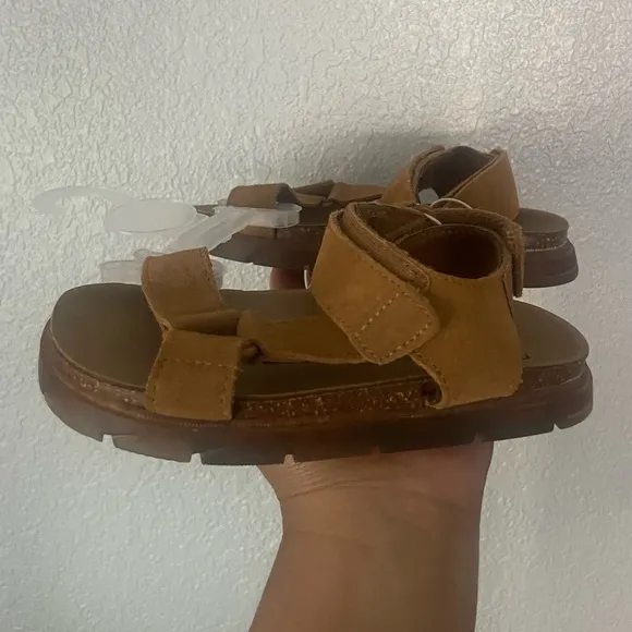 New Zara Leather Sandals