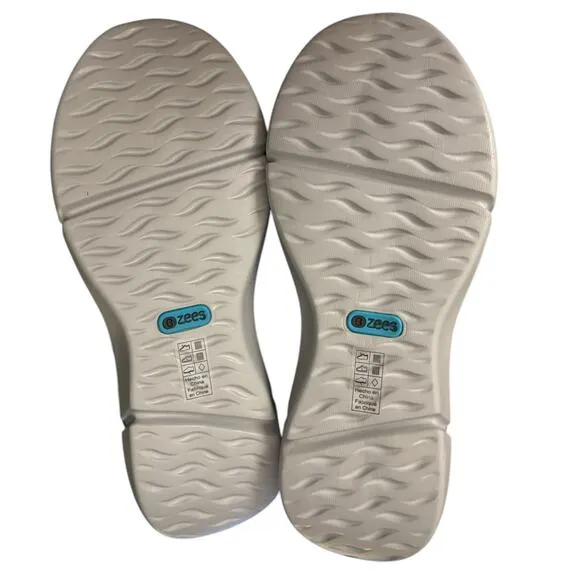NIB BZees Hero Slip On Sneakers Women's Size 6 M Gray Lavender Stretchy Laces