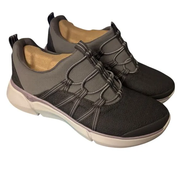 NIB BZees Hero Slip On Sneakers Women's Size 6 M Gray Lavender Stretchy Laces