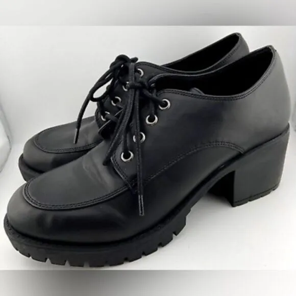 NIB MIA Women’s Vicki Black Chinky Heel Platform Lace Up Shoes 2.5” Heel- Size 7