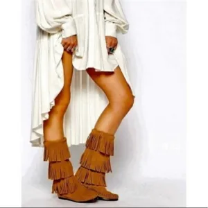 NIB MINNETONKA | Brown 3-Layer Fringe Boots | 6