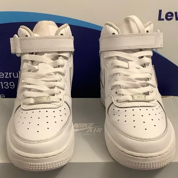 Nike Air Force 1 Mid Kids Size 6y