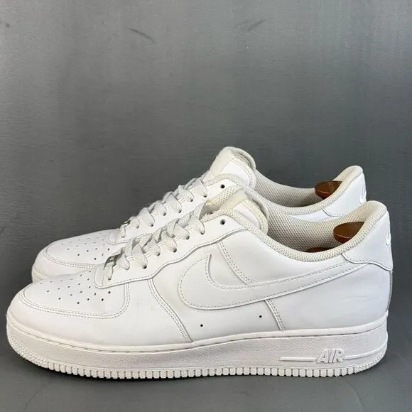 Nike Air Force 1 athletic sneaker shoes men’s size 11.5