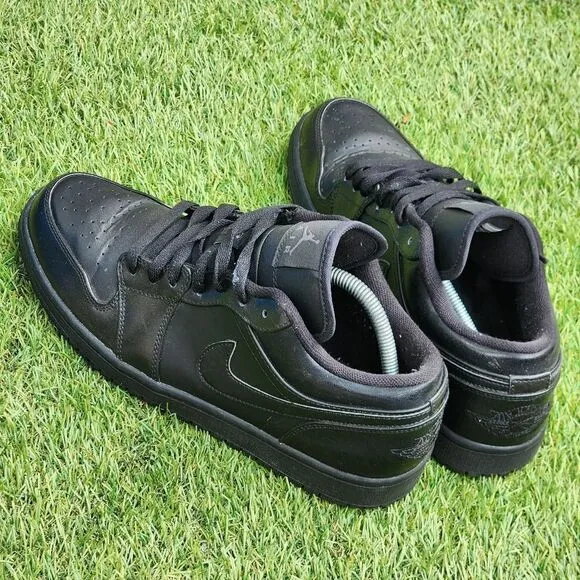 NIKE AIR JORDAN 1 - Mens Sneaker - SIZE 10.5