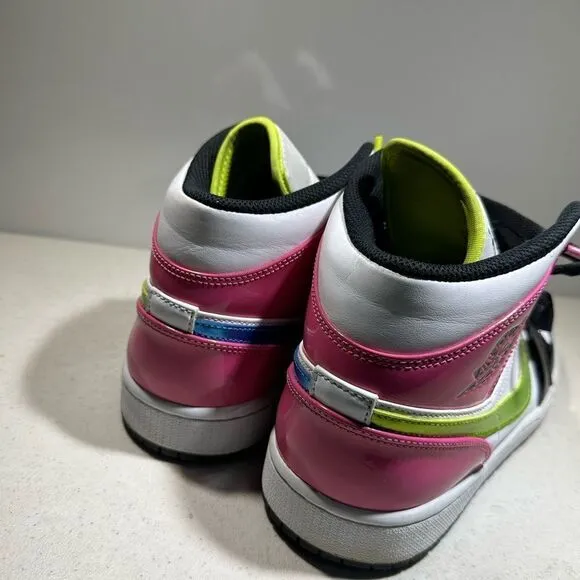 Nike Air Jordan 1 Mid SE Men's Size 10 US Cyber Pink CZ9834-100 Athletic Shoes