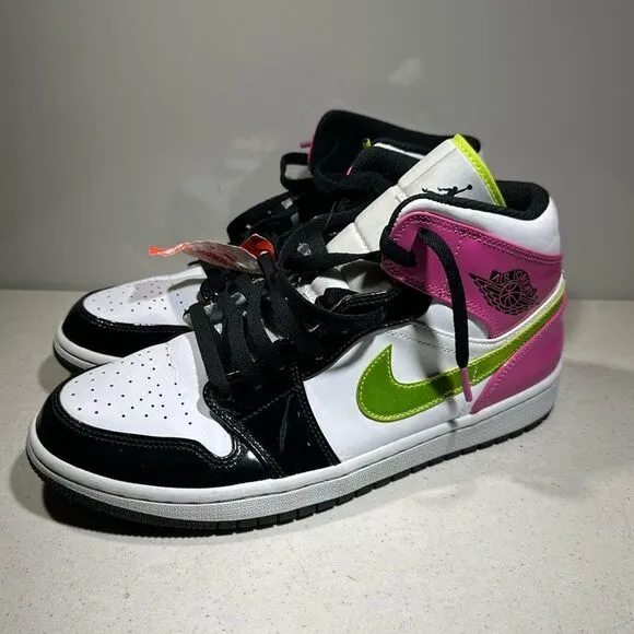 Nike Air Jordan 1 Mid SE Men's Size 10 US Cyber Pink CZ9834-100 Athletic Shoes