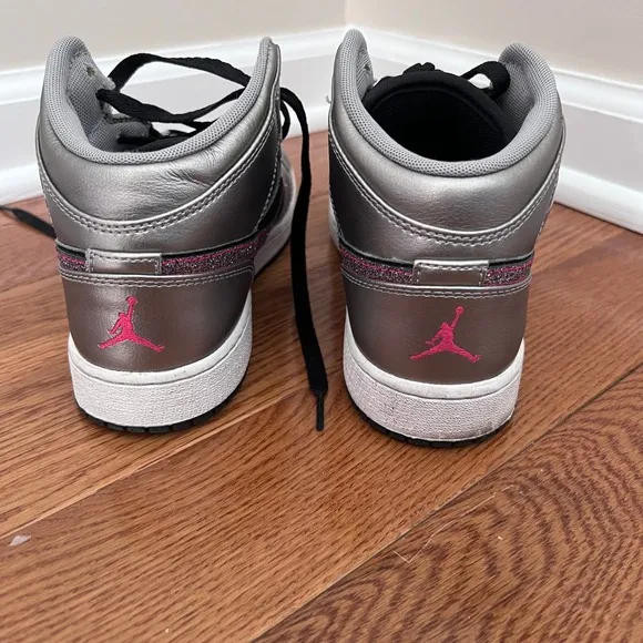 Nike Air Jordan 1 Mid Sneakers Silver Pink Glitter Shoes Youth Size 6Y