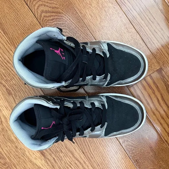 Nike Air Jordan 1 Mid Sneakers Silver Pink Glitter Shoes Youth Size 6Y