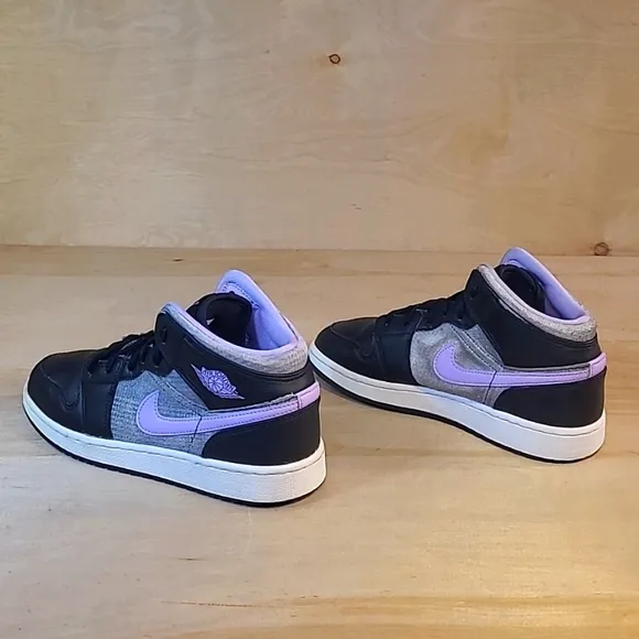 Nike Air Jordan 1 Mids GS Black Purple Leather Athletic Shoes
