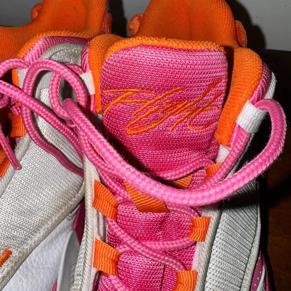 Nike Air Jordan Max Aura 4 Girls Athletic Shoes Sneakers DV0490-168 Size 6.5Y