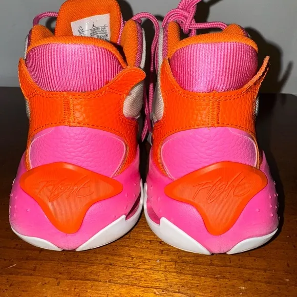 Nike Air Jordan Max Aura 4 Girls Athletic Shoes Sneakers DV0490-168 Size 6.5Y