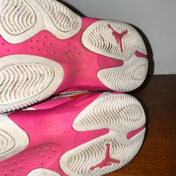 Nike Air Jordan Max Aura 4 Girls Athletic Shoes Sneakers DV0490-168 Size 6.5Y