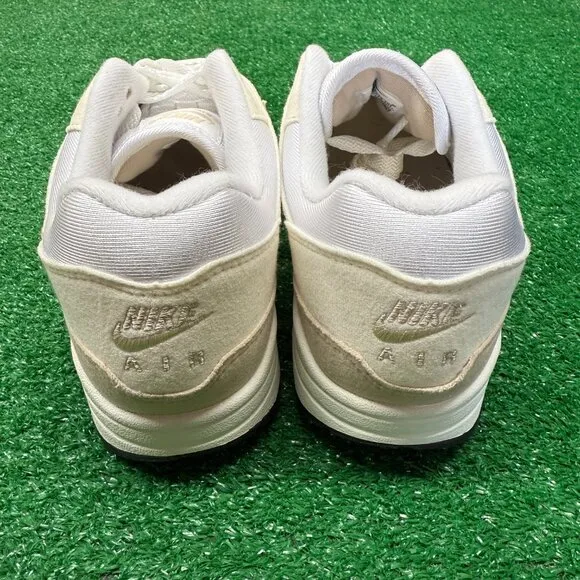 Nike Air Max 1 Low Womens Casual Shoes Cream DZ2628-101 VNDS Sz 10