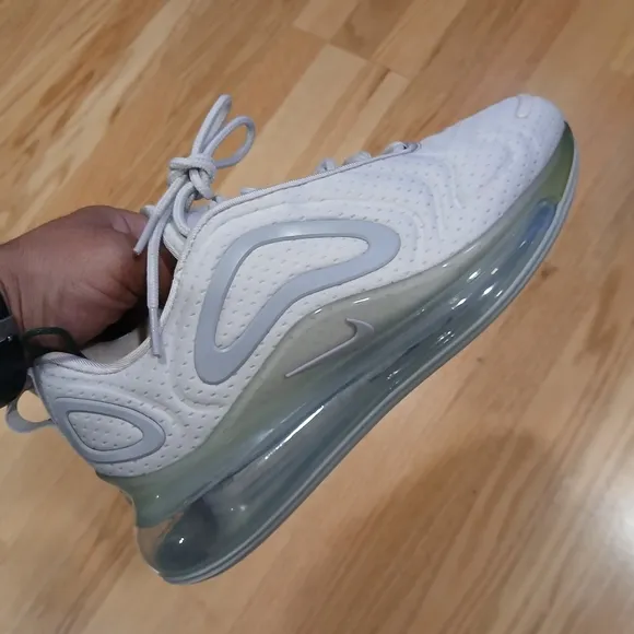 Nike Air Max 720 'Vast Grey' Streetwear/Athletic Shoes Size 7 Men/8.5 Women
