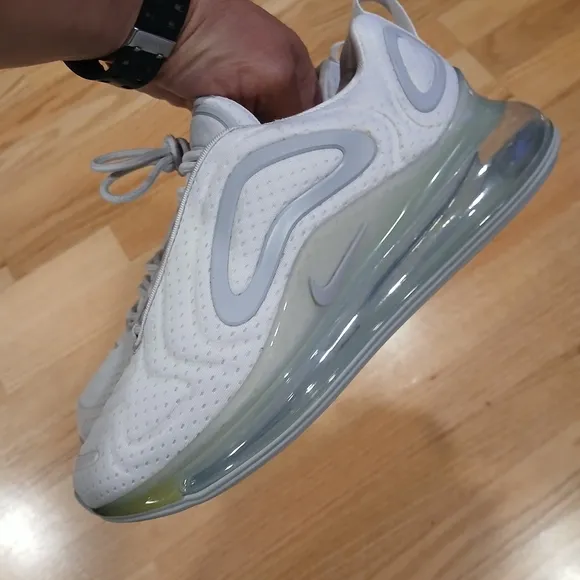Nike Air Max 720 'Vast Grey' Streetwear/Athletic Shoes Size 7 Men/8.5 Women