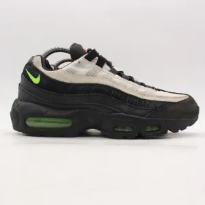 Nike Air Max 95 Essential Men's Size 8 Black Volt Athletic Sneakers Shoes