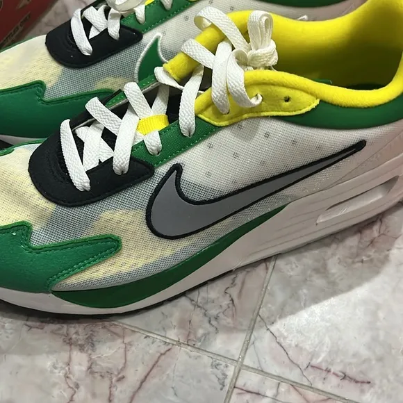 Nike air max Oregon Ducks PE fz4837-001 new green yellow