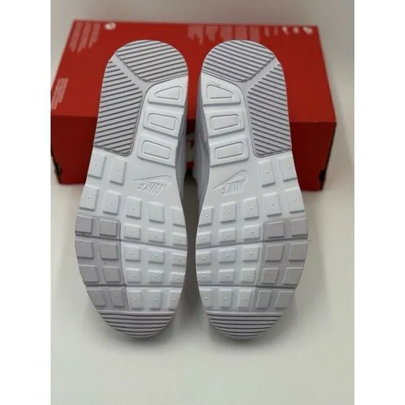 Nike Air Max SC Women's White CW4554-101 Athletic Sneaker Shoes Size 10 READ